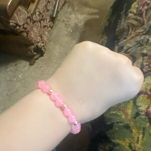Pink glass bead bracelet